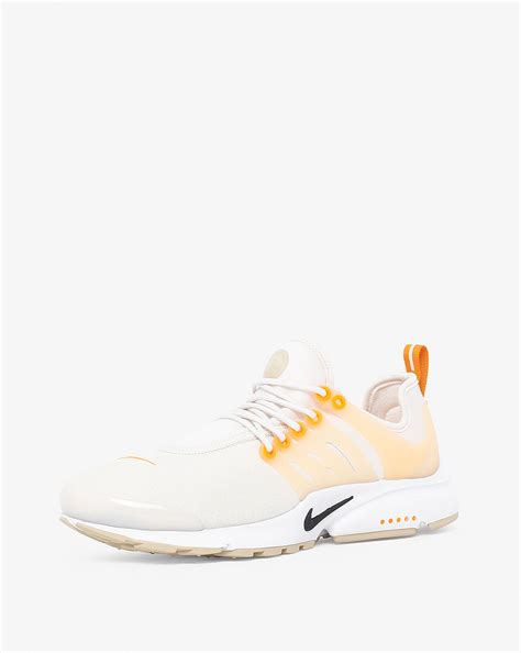 Shop Nike Air Presto DQ8592